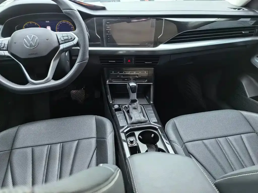 Volkswagen Passat — фото 5