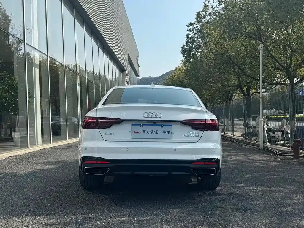 Audi A4L 2025 из CN, фото 8