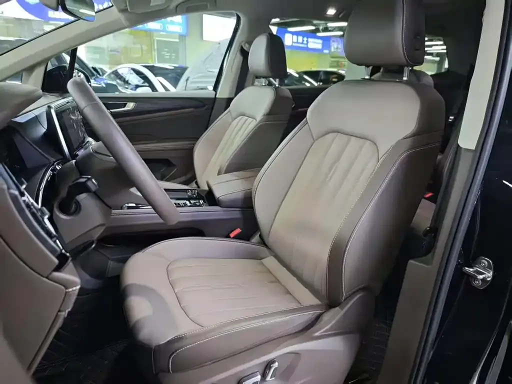 Volkswagen Viloran 2025 из CN, фото 4