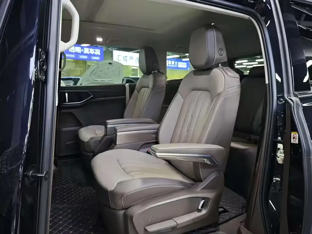 Volkswagen Viloran 2025 из CN, фото 9