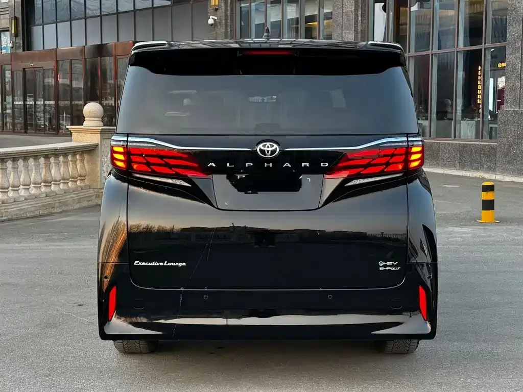 Toyota Alphard 2026 из CN, фото 6