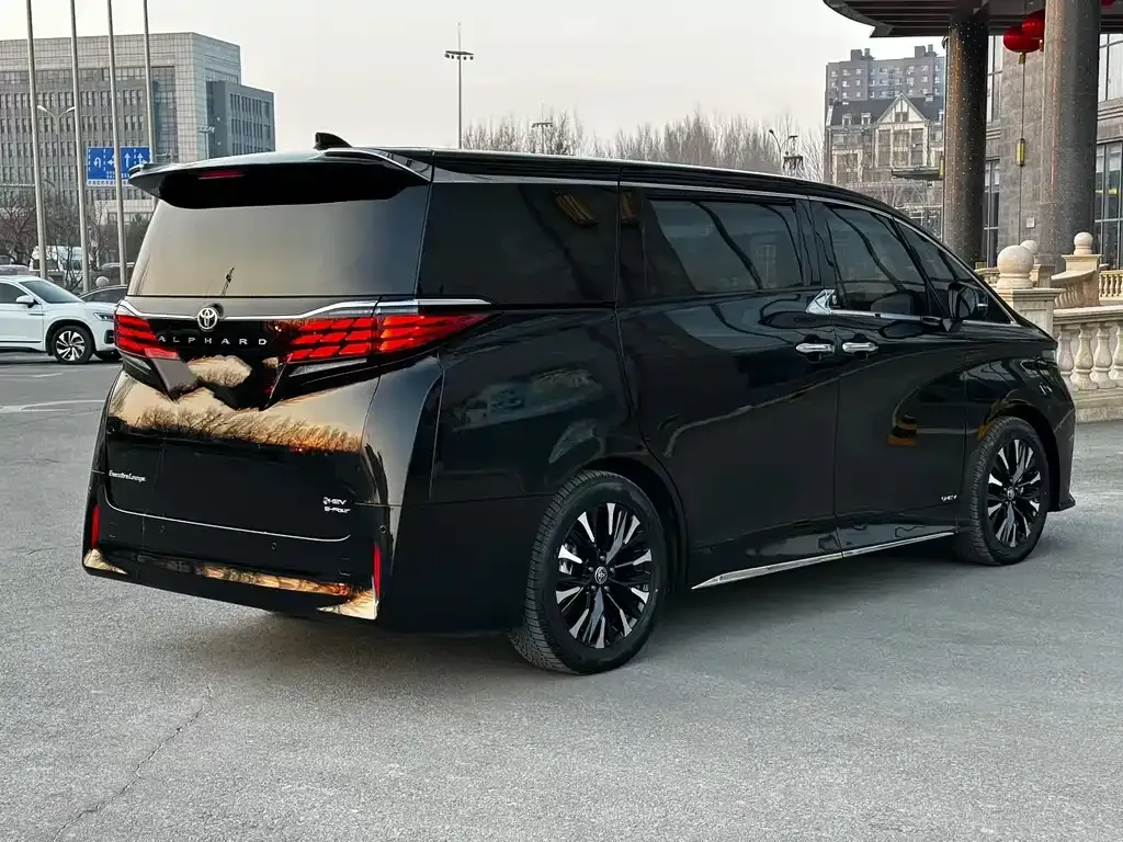 Toyota Alphard 2026 из CN, фото 9