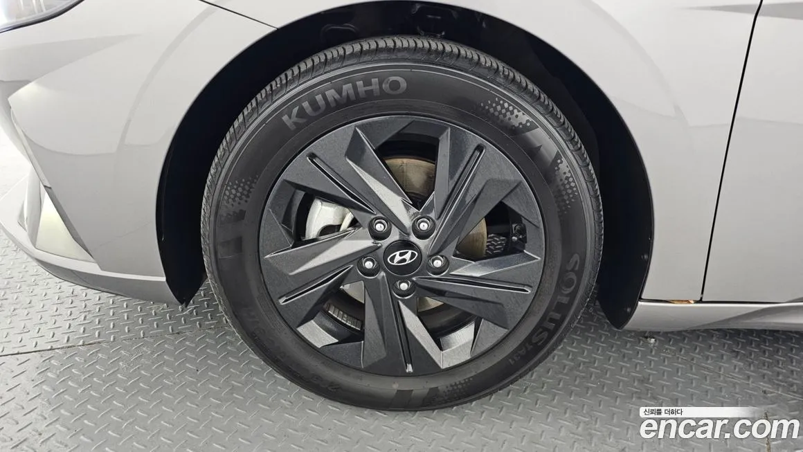 Hyundai AVANTE — фото 8