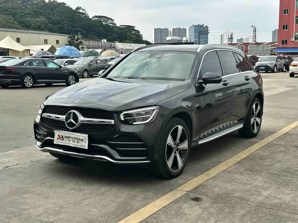 Mercedes-Benz GLC — фото 1