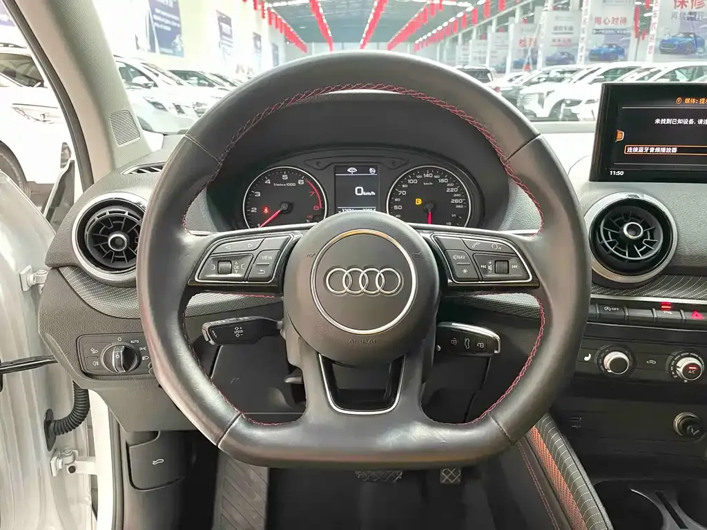 Audi Q2L 2023 из CN, фото 9