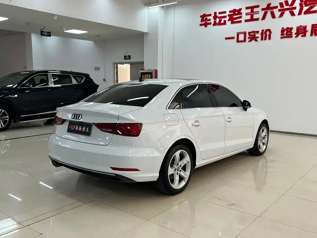 Audi A3 — фото 9