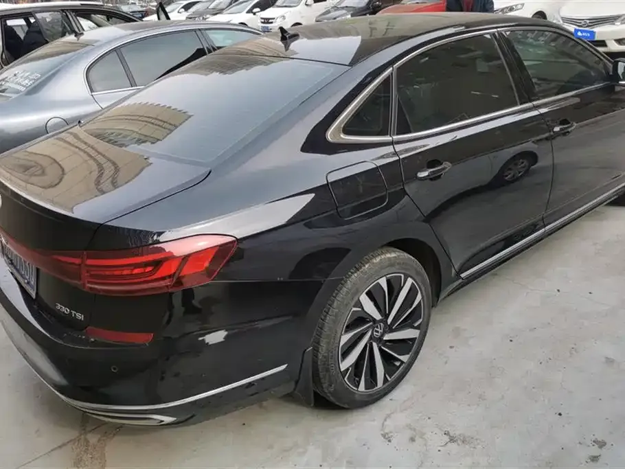 Volkswagen Passat — фото 4