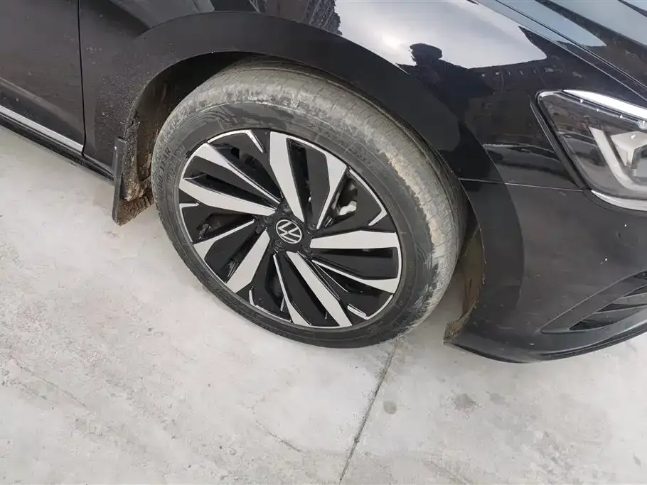 Volkswagen Passat — фото 5