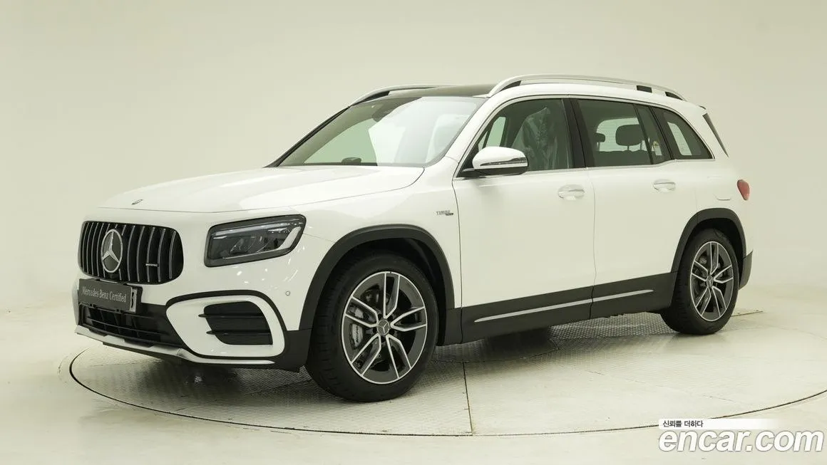 Mercedes-Benz GLB-Class — фото 1