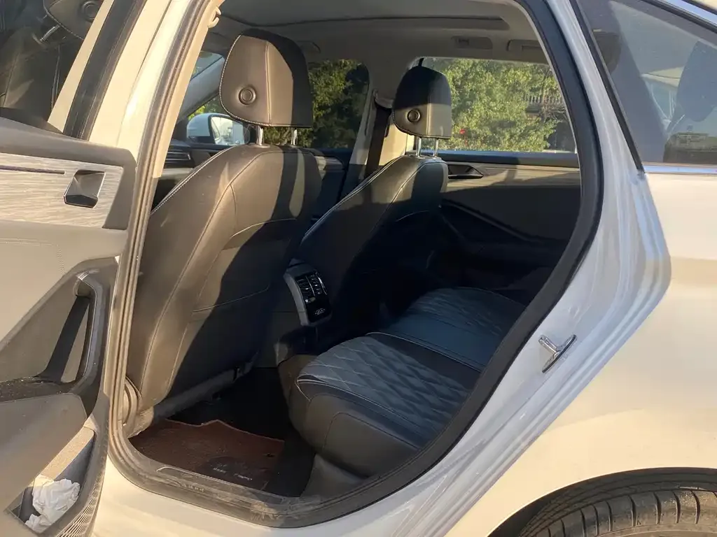Volkswagen Sagitar 2023 из CN, фото 7