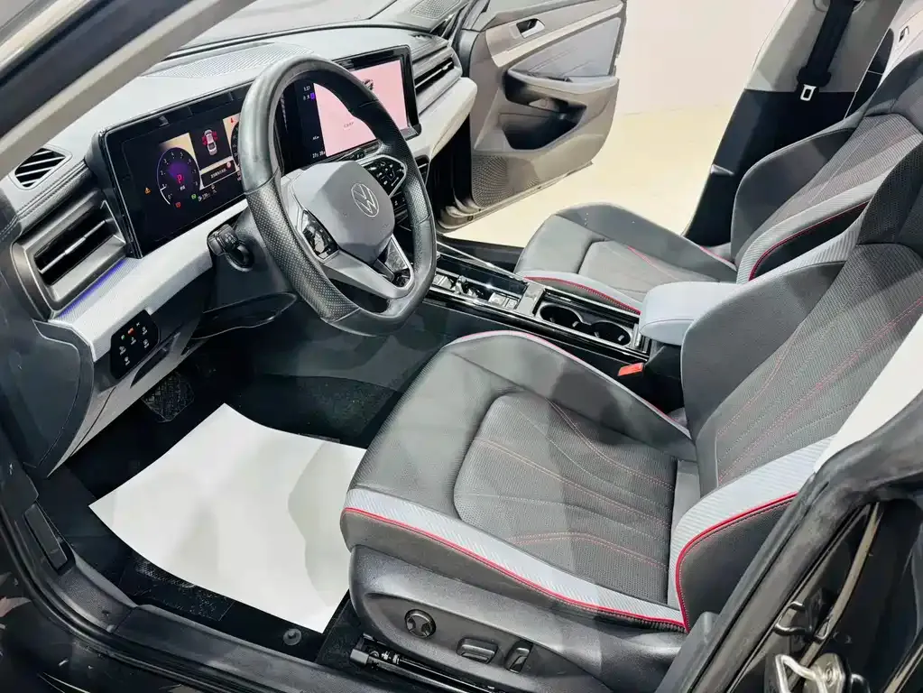 Volkswagen Lamando 2023 из CN, фото 9