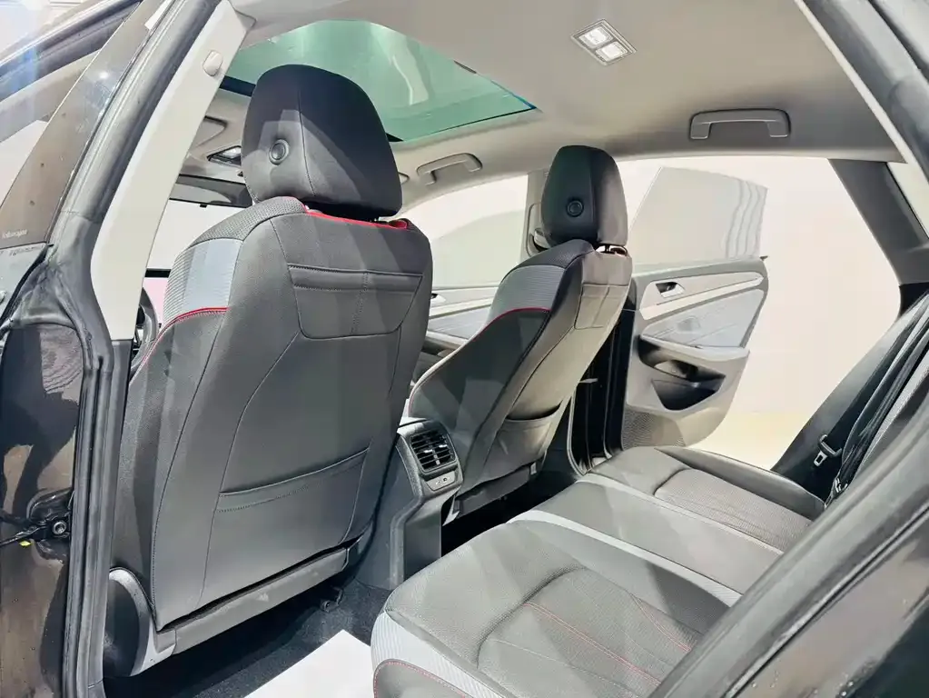 Volkswagen Lamando 2023 из CN, фото 3