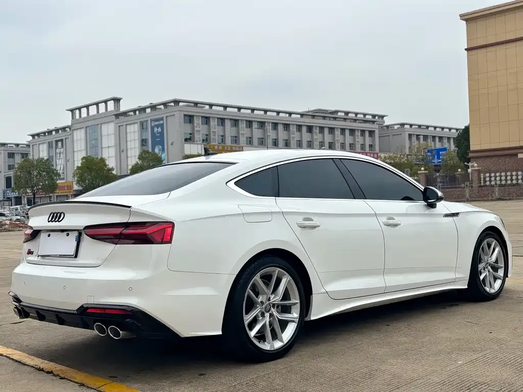 Audi A5 (Import) — фото 9