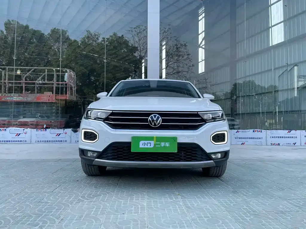 Volkswagen T-Roc — фото 4