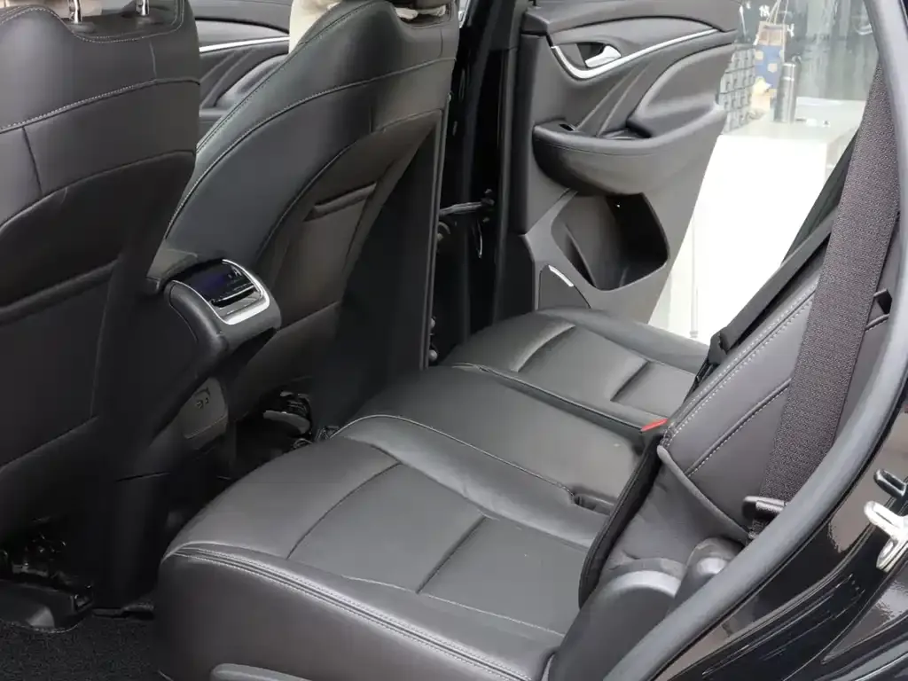 Buick Enclave 2022 из CN, фото 6