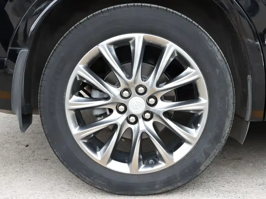 Buick Enclave 2022 из CN, фото 2