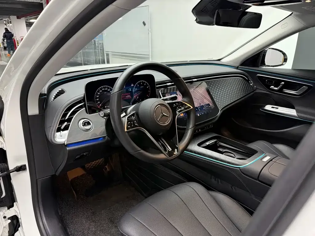 Mercedes-Benz E-Class (Import) — фото 9