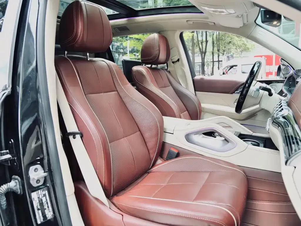 Mercedes-Benz GLS — фото 2