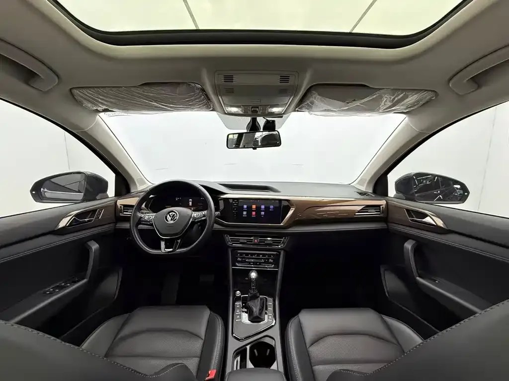Volkswagen Tharu 2022 из CN, фото 8