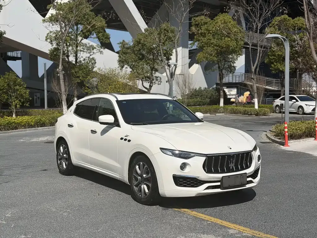 Maserati Levante 2022 из CN, фото 4