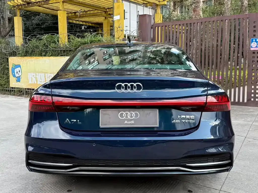 Audi A7 — фото 2