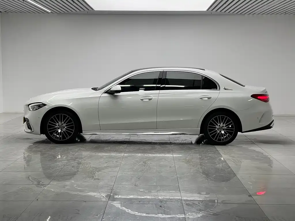 Mercedes-Benz C-Class 2024 из CN, фото 8