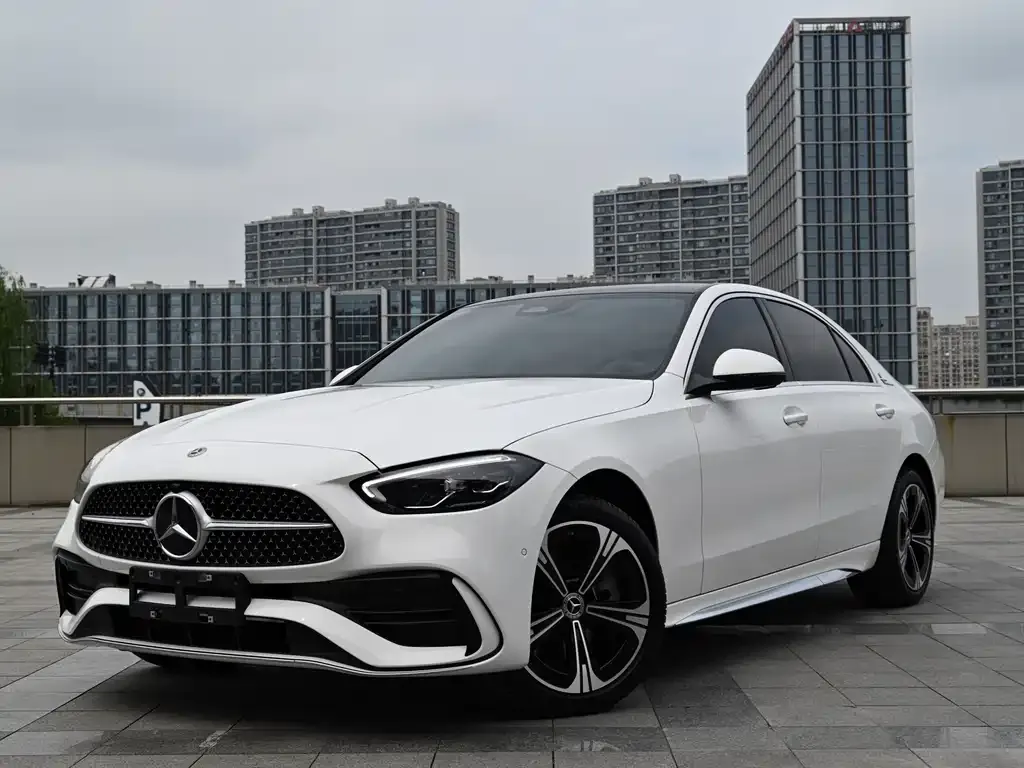 Mercedes-Benz C-Class — фото 10