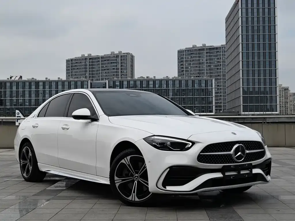 Mercedes-Benz C-Class — фото 7