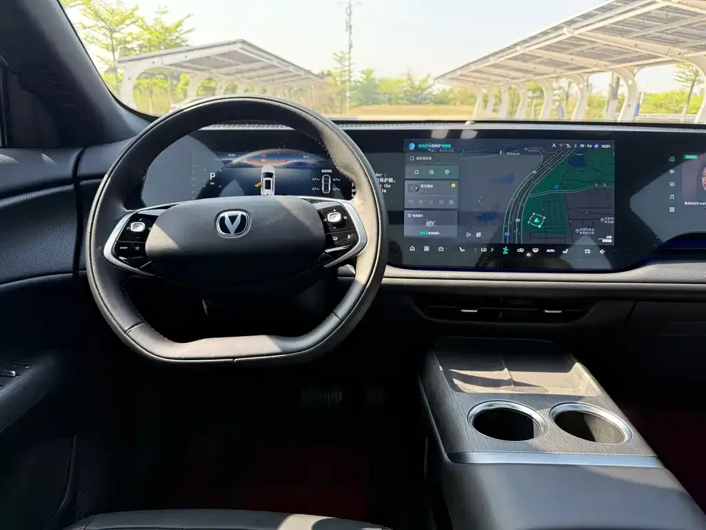 Changan CS75PLUS — фото 7
