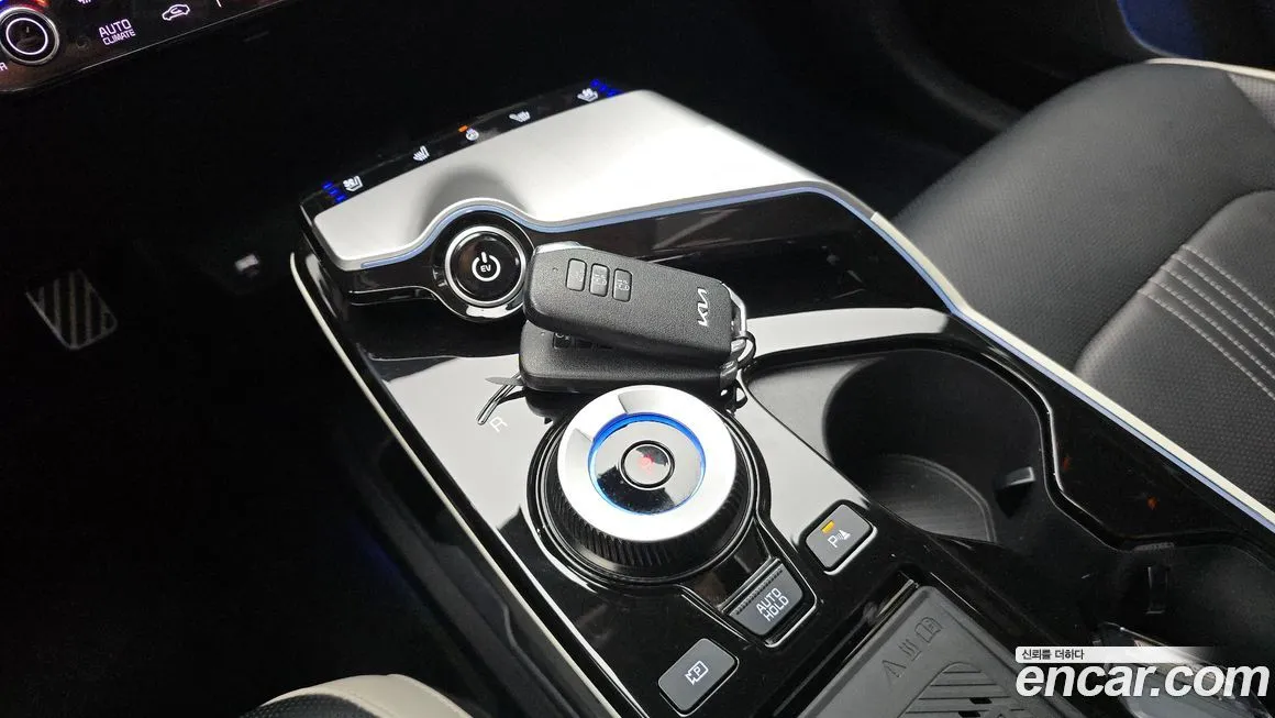 Kia EV6 2023 из KR, фото 9