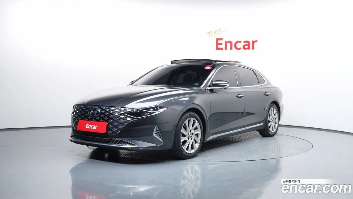 Hyundai Grandeur — фото 1