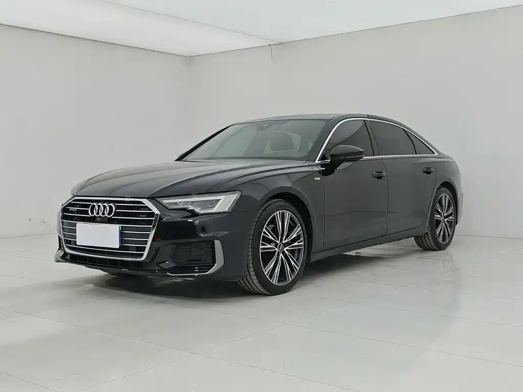 Audi A6L — фото 1