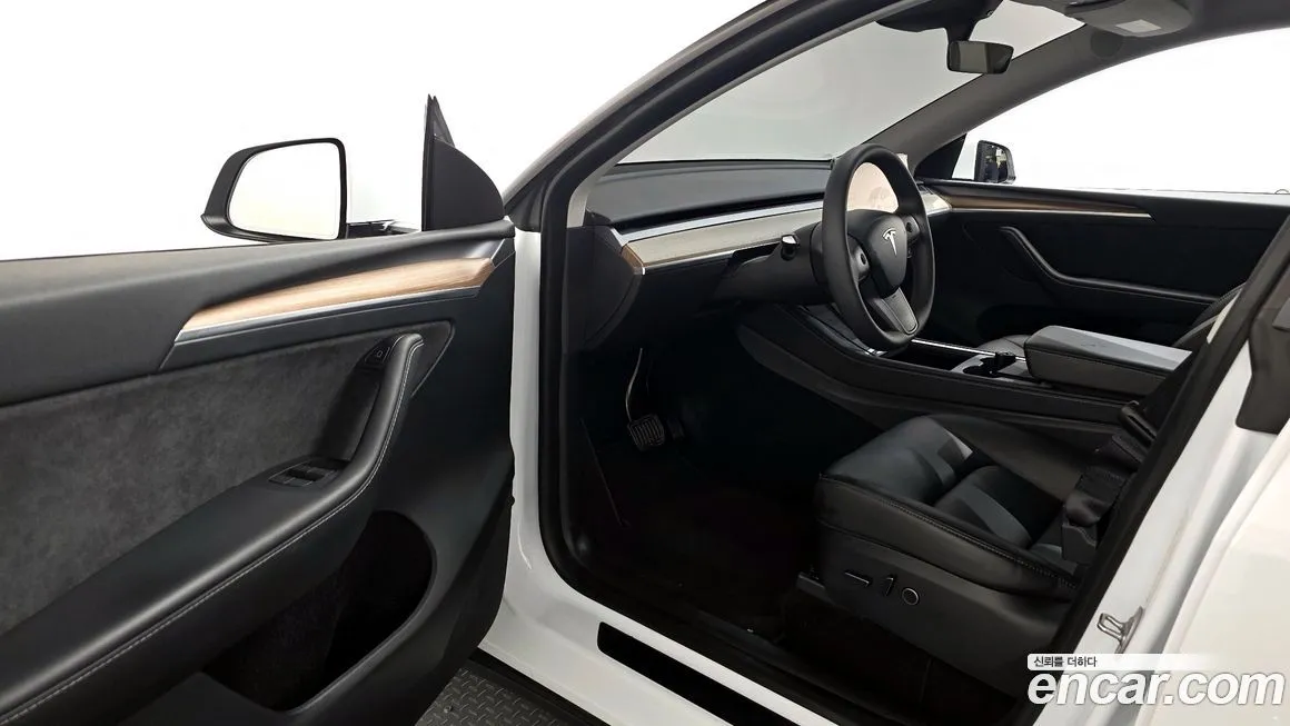 Tesla Model Y 2023 из KR, фото 6