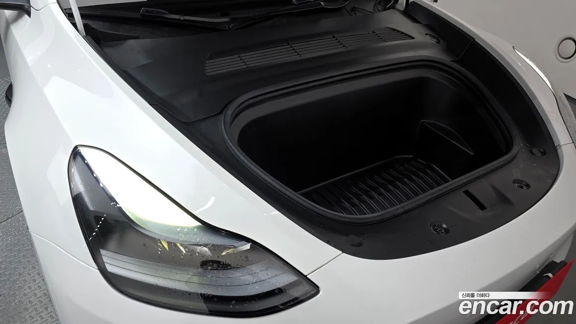 Tesla Model Y 2023 из KR, фото 4