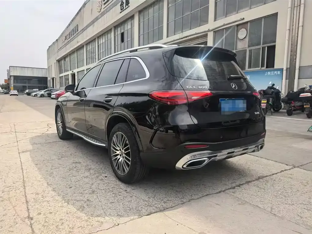 Mercedes-Benz GLC — фото 10