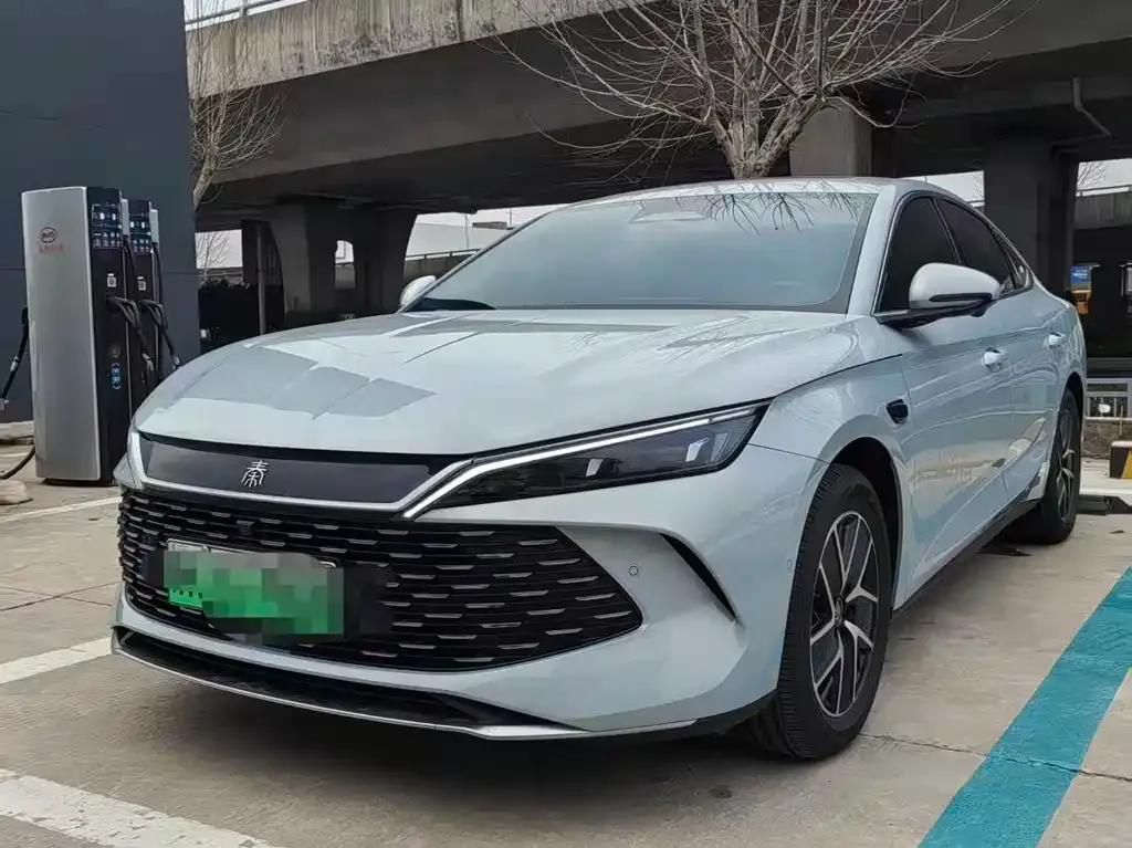 BYD Qin L — фото 9