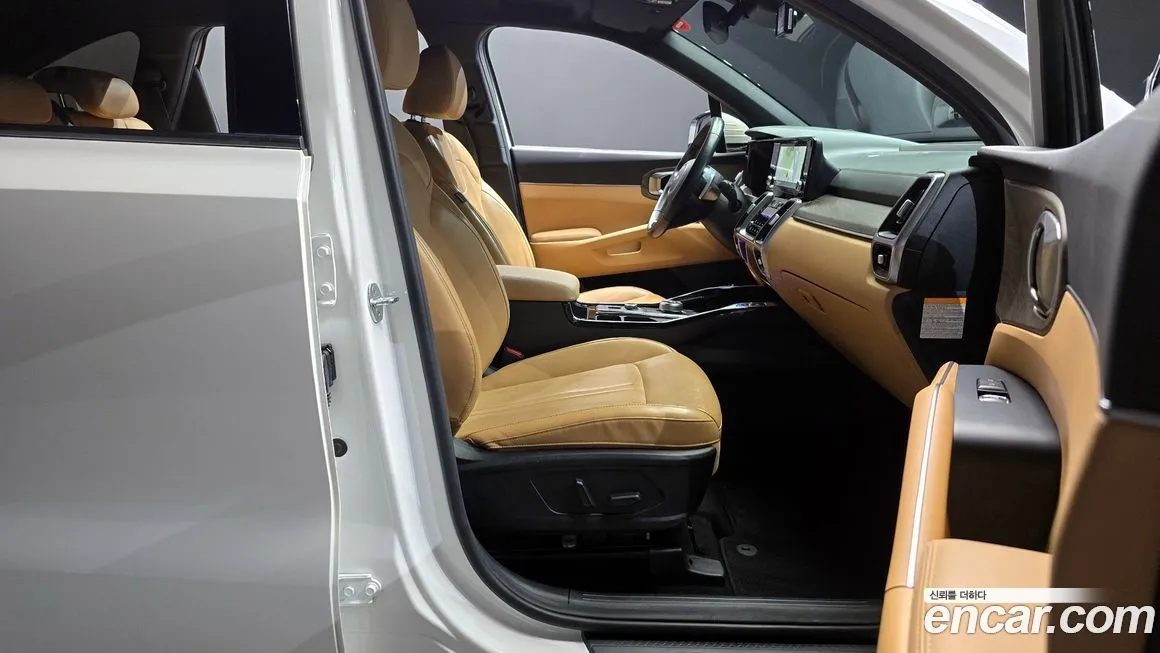 Kia Sorento — фото 7