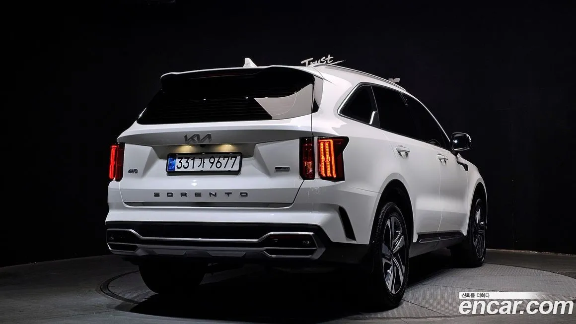 Kia Sorento — фото 9