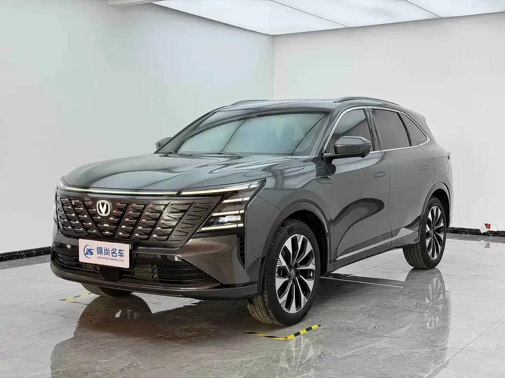 Changan CS75PLUS — фото 4