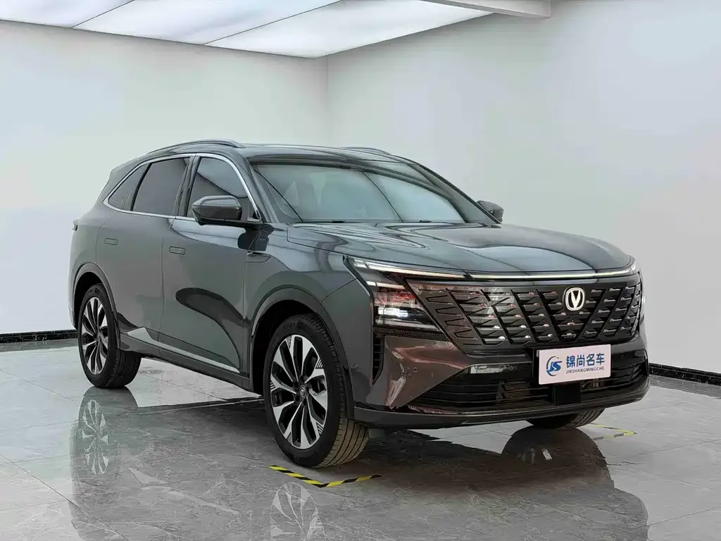 Changan CS75PLUS — фото 8