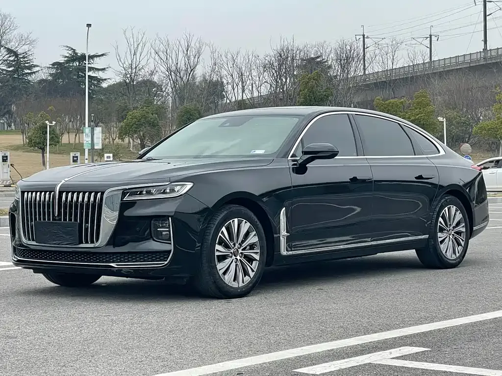 Hongqi H9 — фото 1