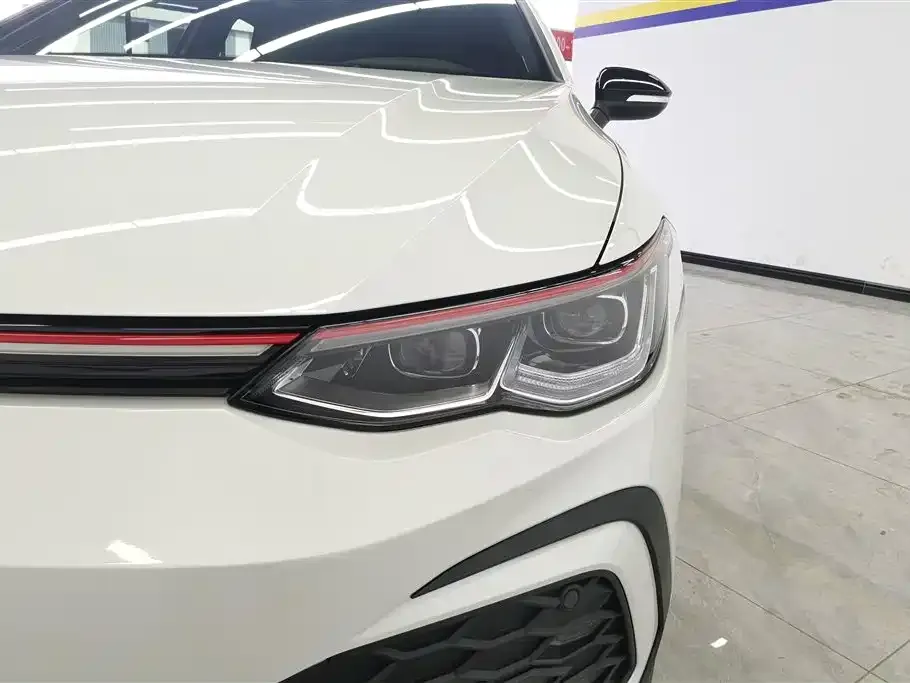 Volkswagen Golf GTI 2023 из CN, фото 2