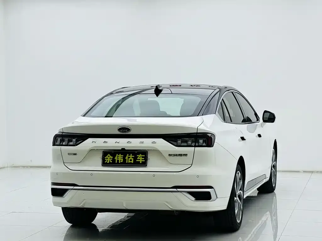 Ford Mondeo — фото 3