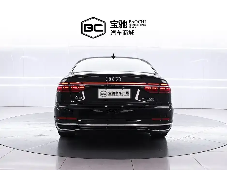 Audi A8 — фото 6