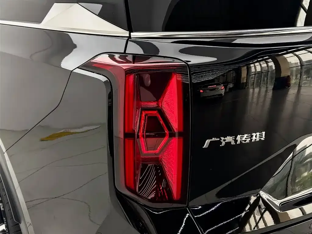 GAC Motor Trumpchi GS8 — фото 5