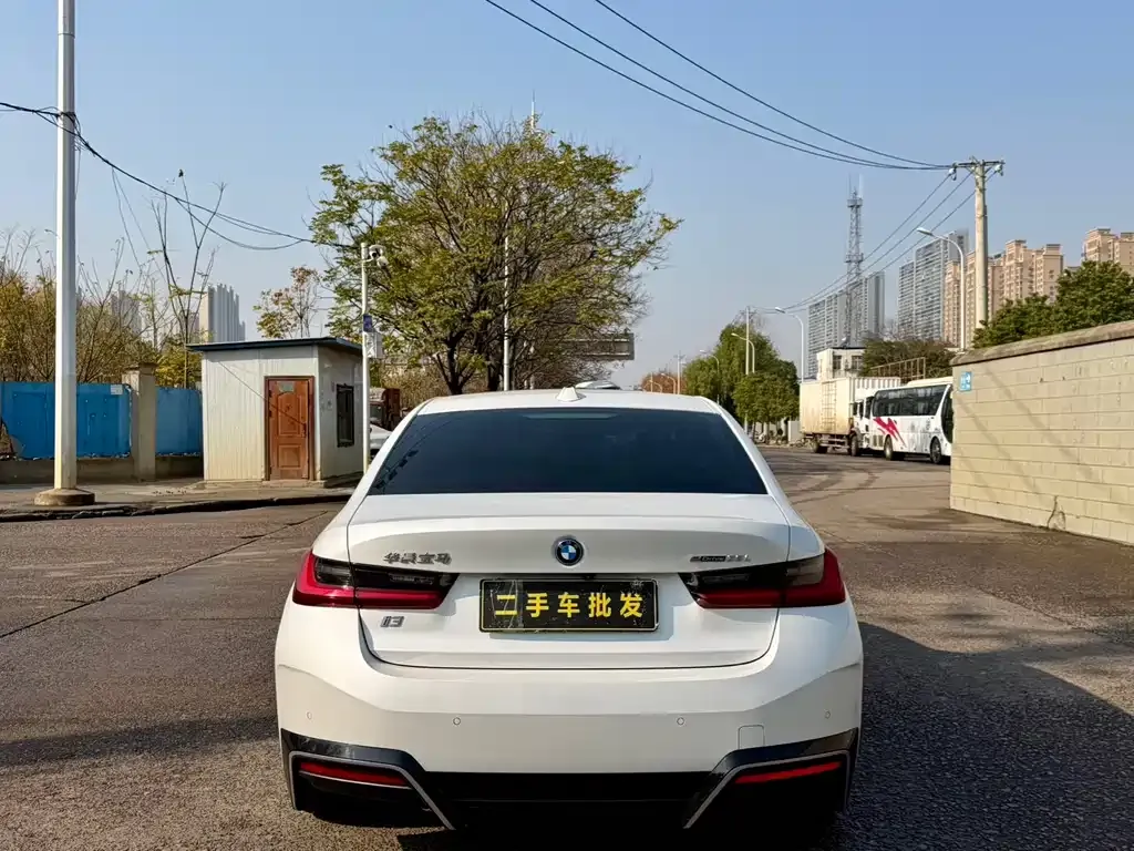 BMW i3 — фото 10