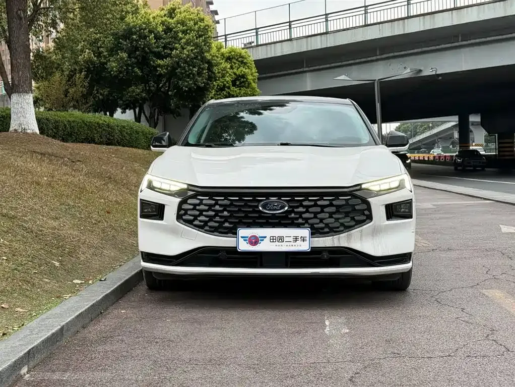 Ford Mondeo 2022 из CN, фото 3