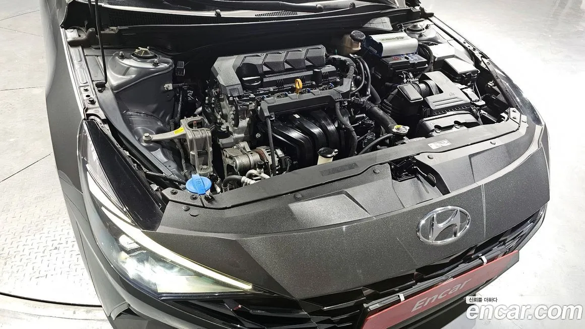 Hyundai AVANTE — фото 2