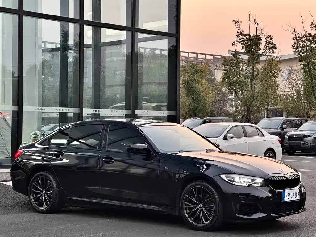 BMW 3 Series — фото 4