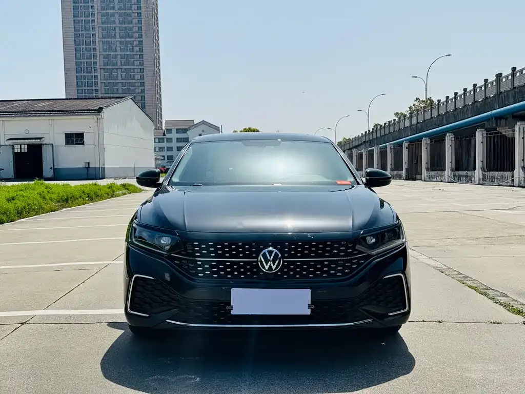 Volkswagen Passat — фото 4